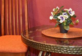 Гостиница Моника Пермь Номер с кроватью размера «queen-size»-11