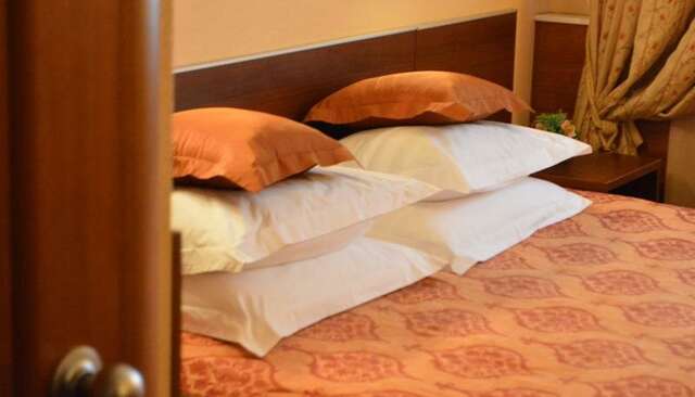 Гостиница Моника Пермь-81